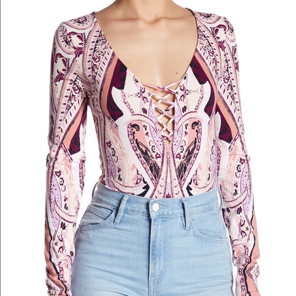 NWT sz M Free People Pick a Place bodysuit ivory - Picture 1 of 6